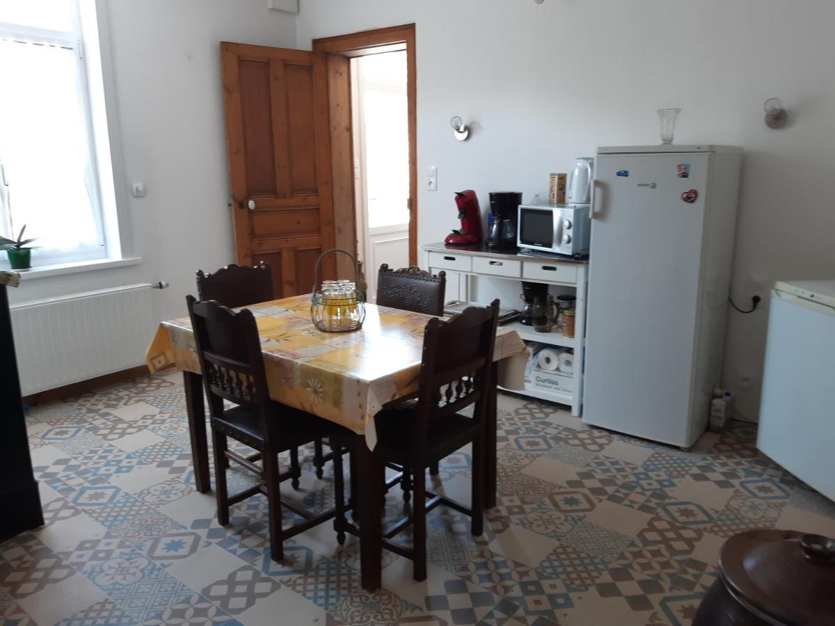 Bed and Breakfast Au Coeur De L'Enclave Moeuvres Esterno foto